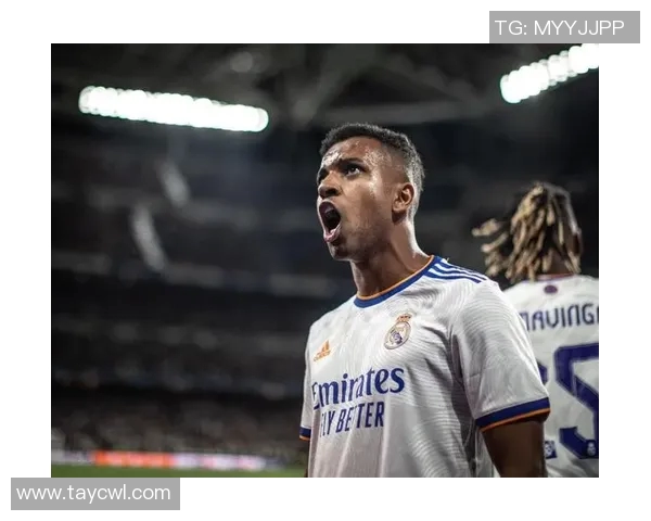 22号球星崛起:从默默无闻到绿茵场上的绝对核心 22号球星崛起:从默默无闻到绿茵场上的绝对核心